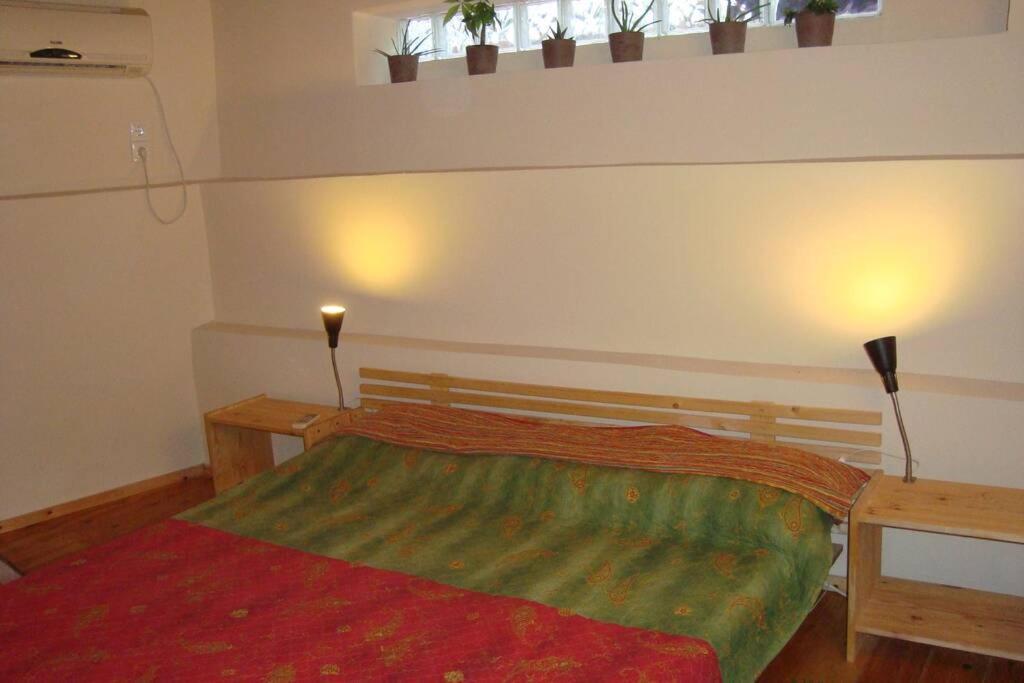 Traditional Studio Apt Central Атина Екстериор снимка