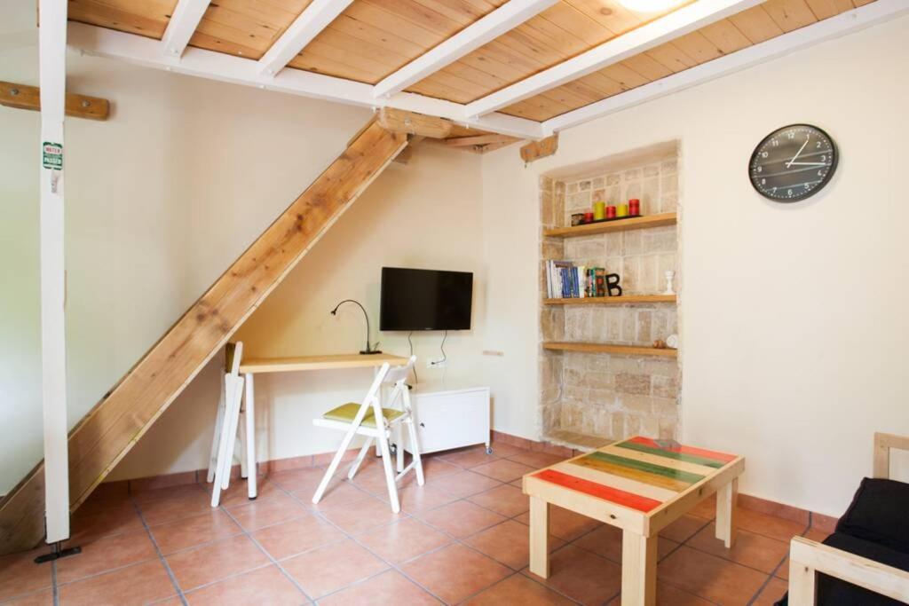 Traditional Studio Apt Central Атина Екстериор снимка