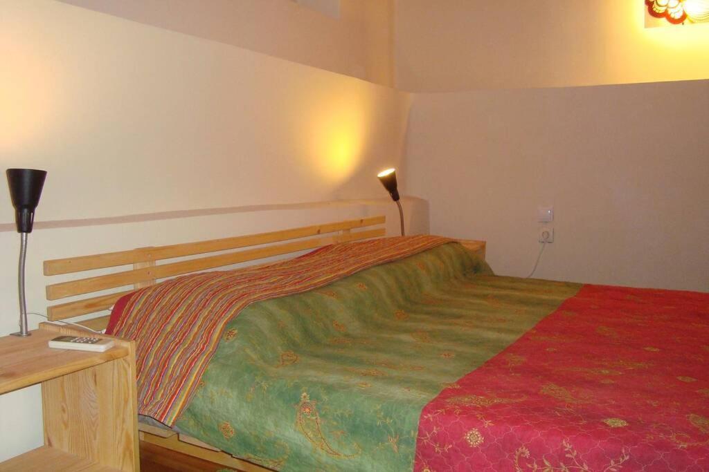 Traditional Studio Apt Central Атина Екстериор снимка